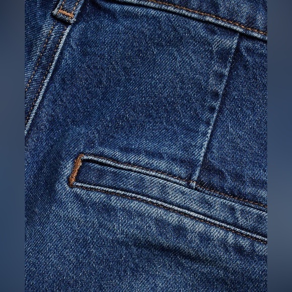 Express Denim Mid Rise Patch Pocket Midi Jean Shorts - Picture 9 of 9